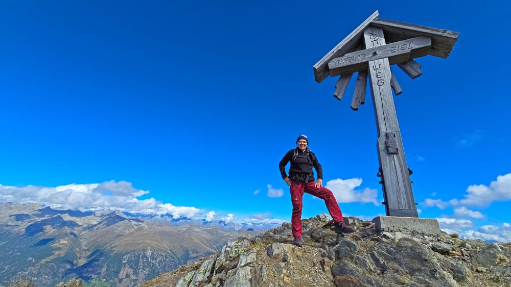 Weiße Spitze (57 Bildaufrufe)